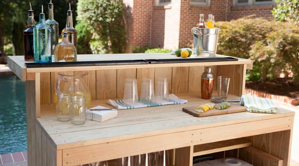 DIY Outdoor Bar A Masterpiece Among Pallet Furniture Ideas