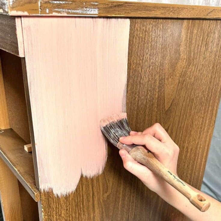 Do’s And Don’ts of Using Chalk Paint Furniture