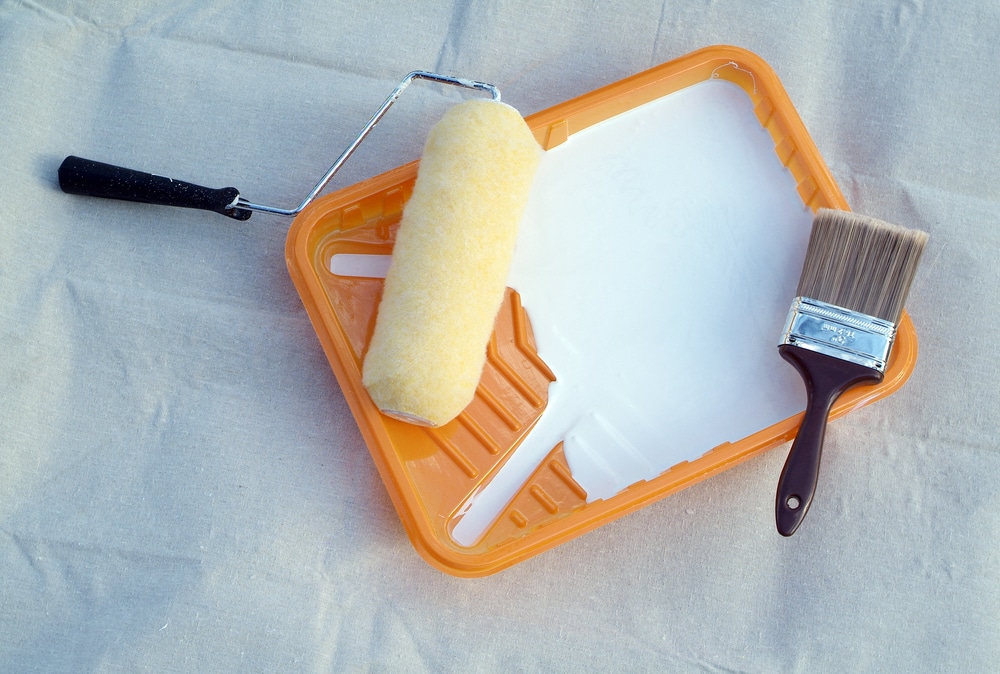 Painting Supplies Paint Roller And Brush In Orange Tray